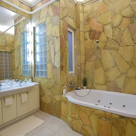 Apartment Ultra At Synagogue Budapest